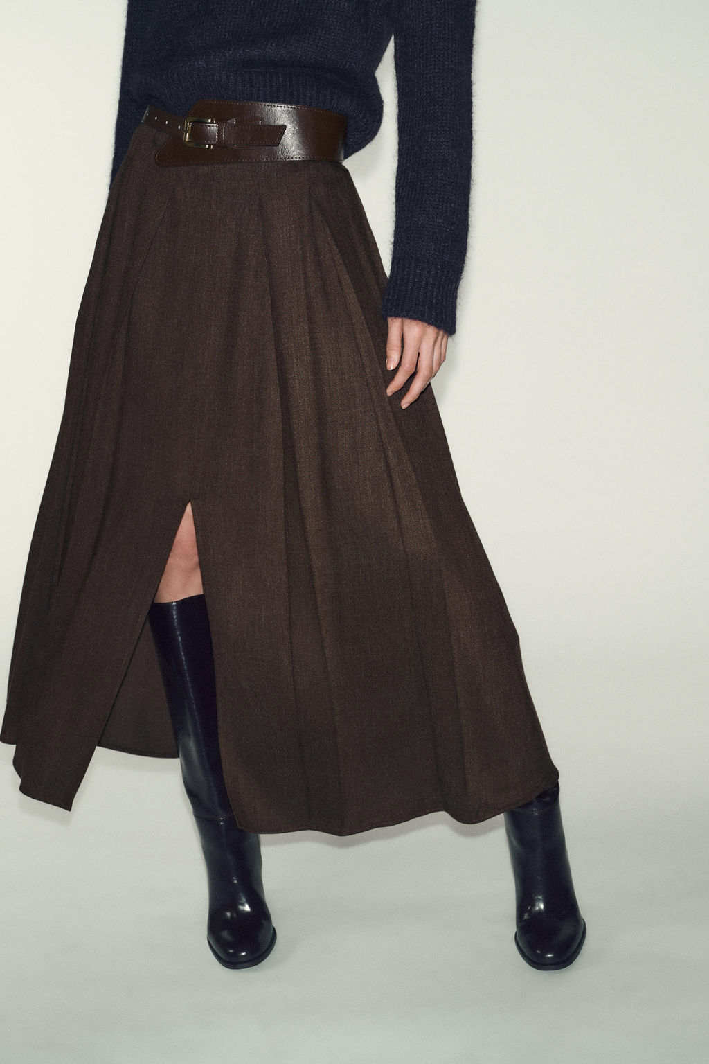 BELTED MIDI SKIRT