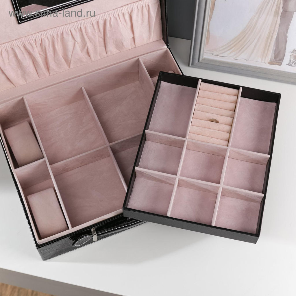 Шкатулка кожзам под часы 4 отделения и бижутерию Чёрный чемоданчик 9х32,5х26 см - Simaland фото 7