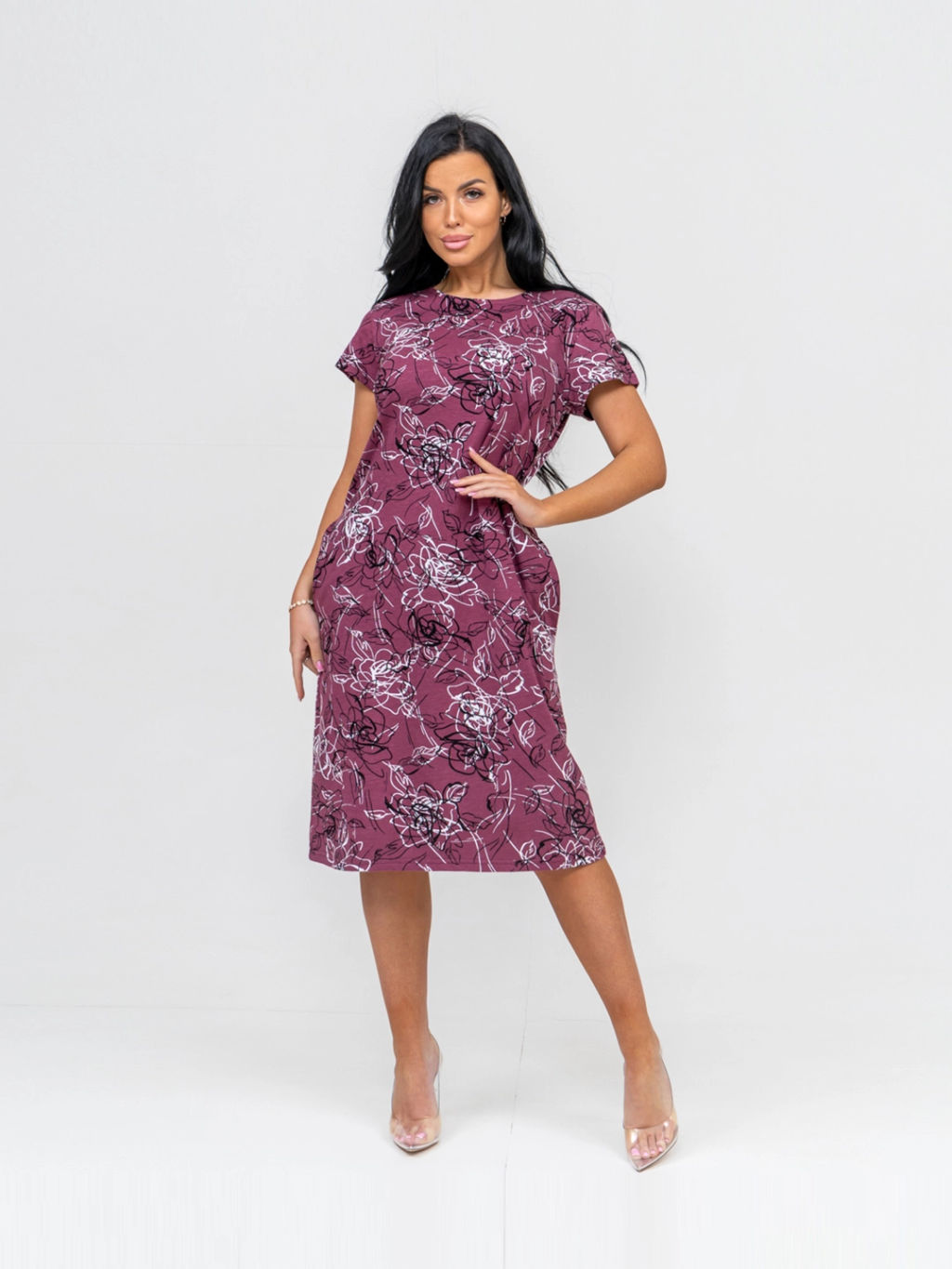 Платье женское, цвет красный