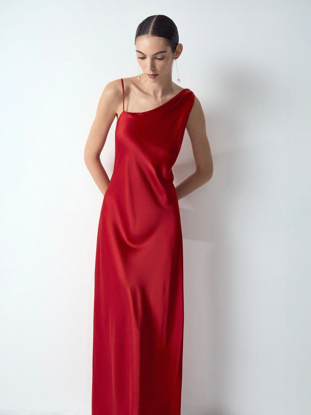 EMKA // Эффектное рубиновое платье. Ткань Жидкий шелк  фото 5