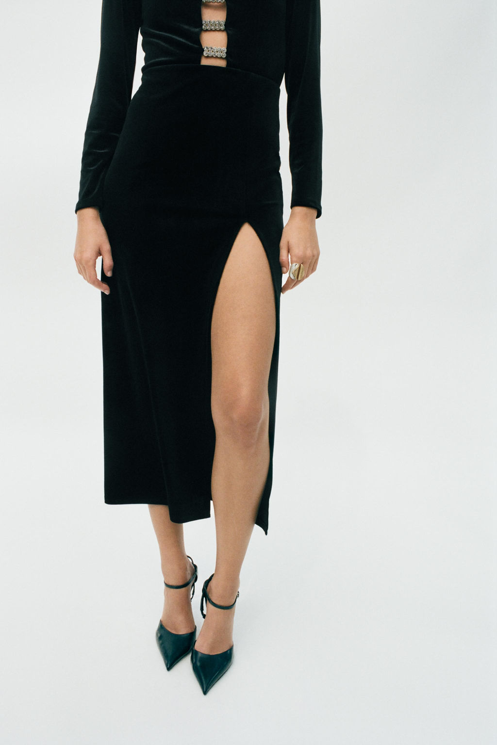 SHIMMER APPLIQU_ VELVET MIDI DRESS - Zara фото 6