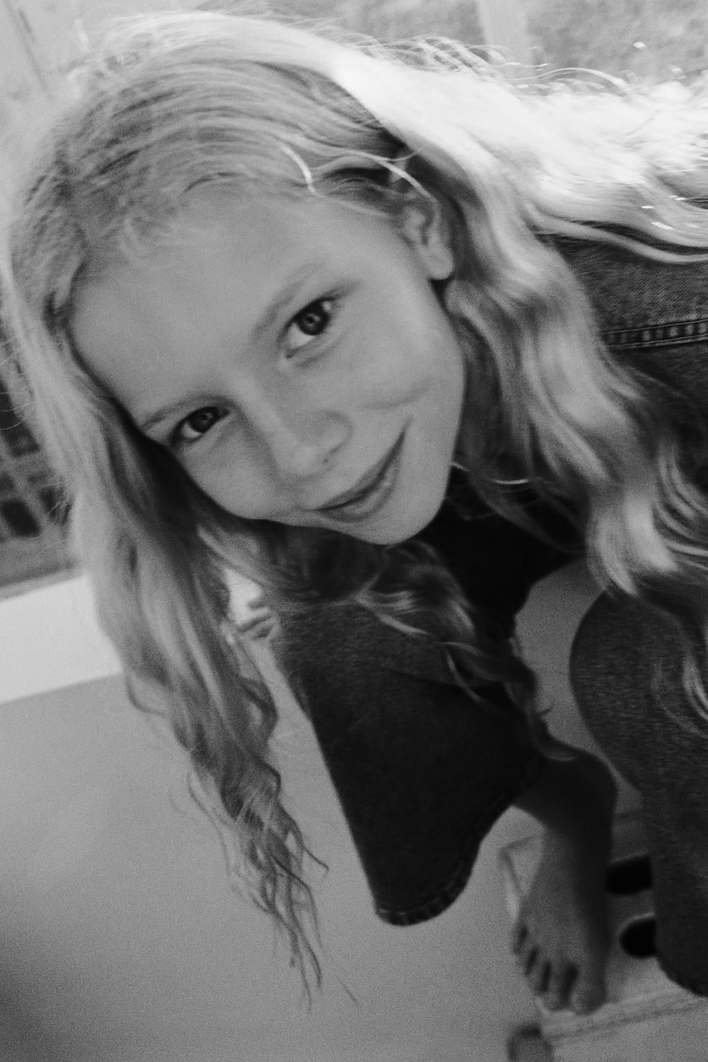 FLARED JEANS WITH POCKETS - Zara фото 2