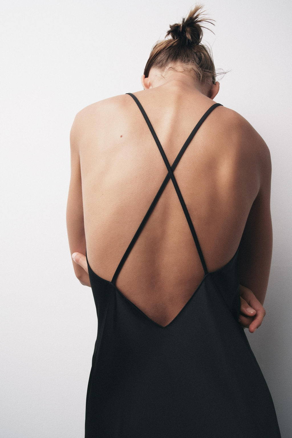 EMBROIDERED LACE SATIN DRESS - Zara фото 3