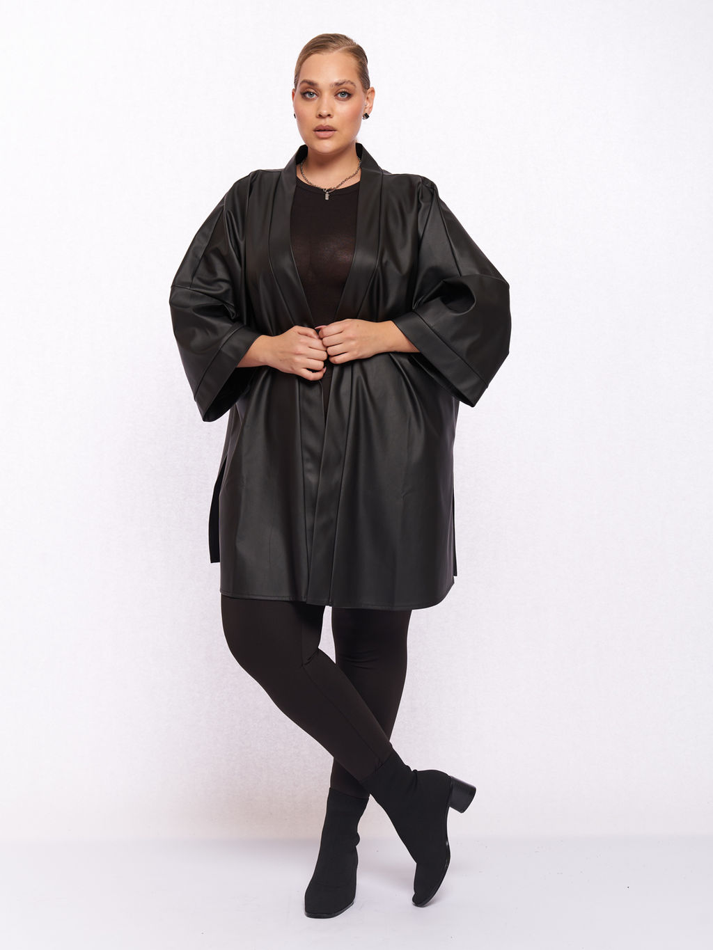 Кардиган кожаный KA04209BLK01