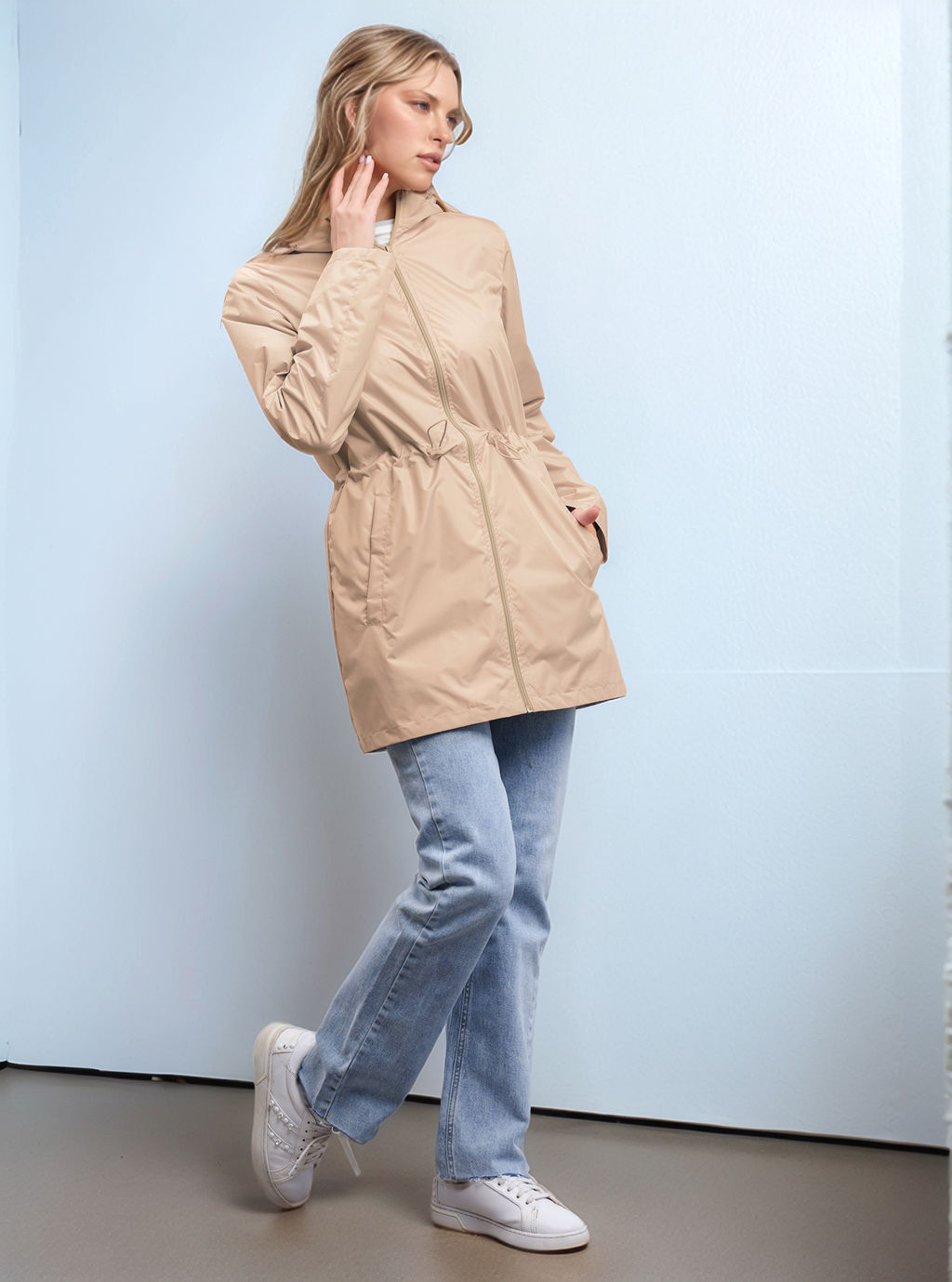 Плащ-ветровка женская SALE25-3