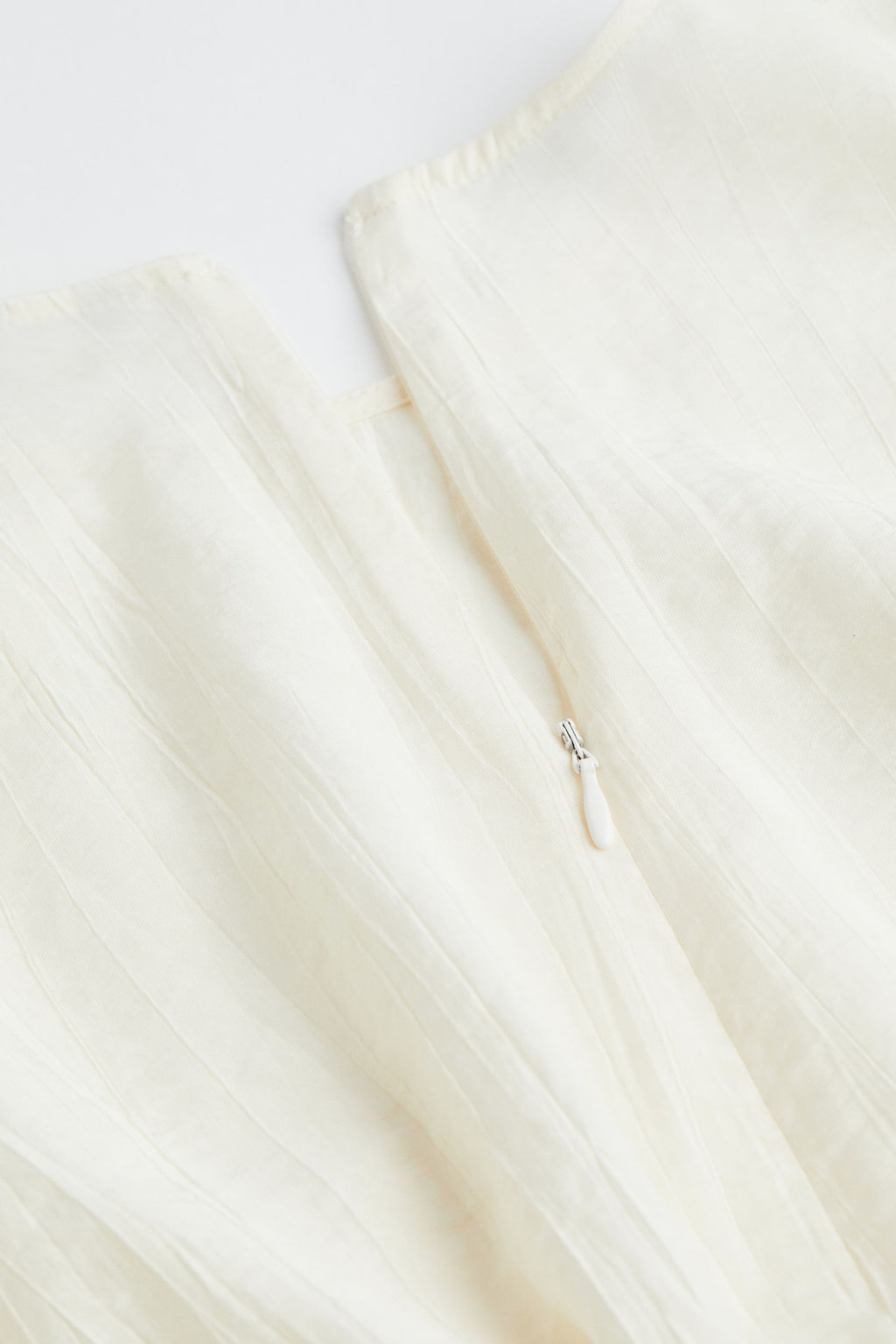 Blusa de crepe con hombros marcados - H&m фото 3