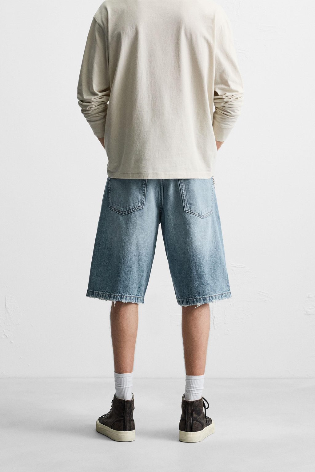 RIPPED BAGGY FIT DENIM BERMUDA SHORTS - Zara фото 3