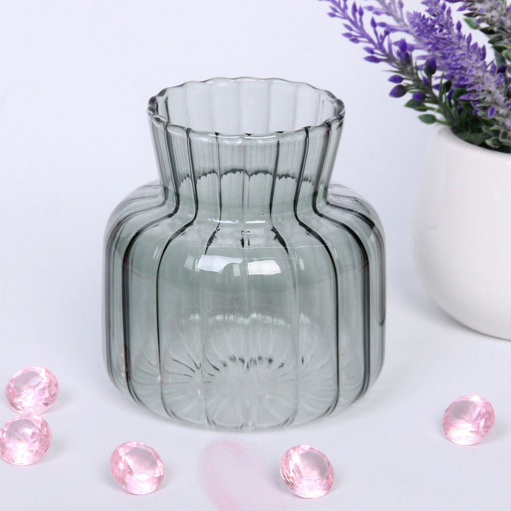 Цена за 2 шт. Ваза стеклянная "Стефани" 6,5*10см зеленая