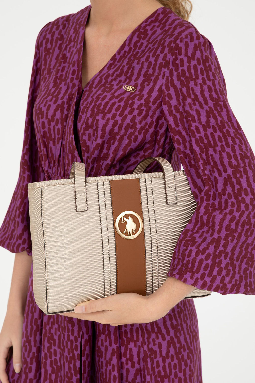 Женская желтая сумка через плечо Неожиданная скидка в корзине