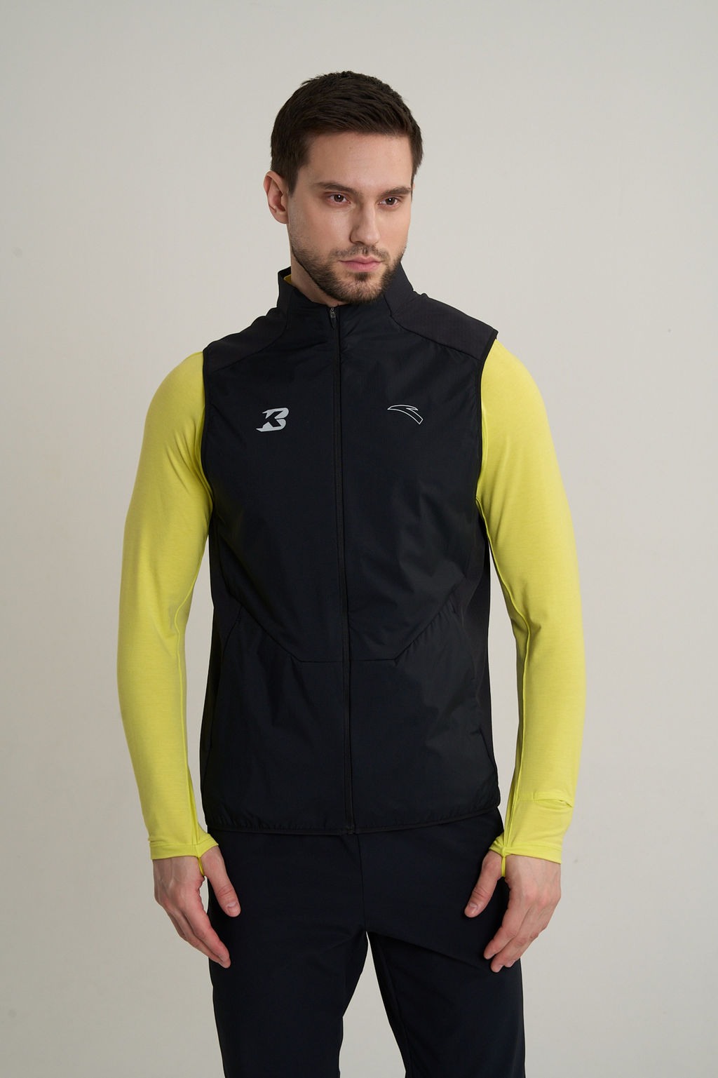 Жилет Черный ANTA RUNNING Woven Vest  фото 2