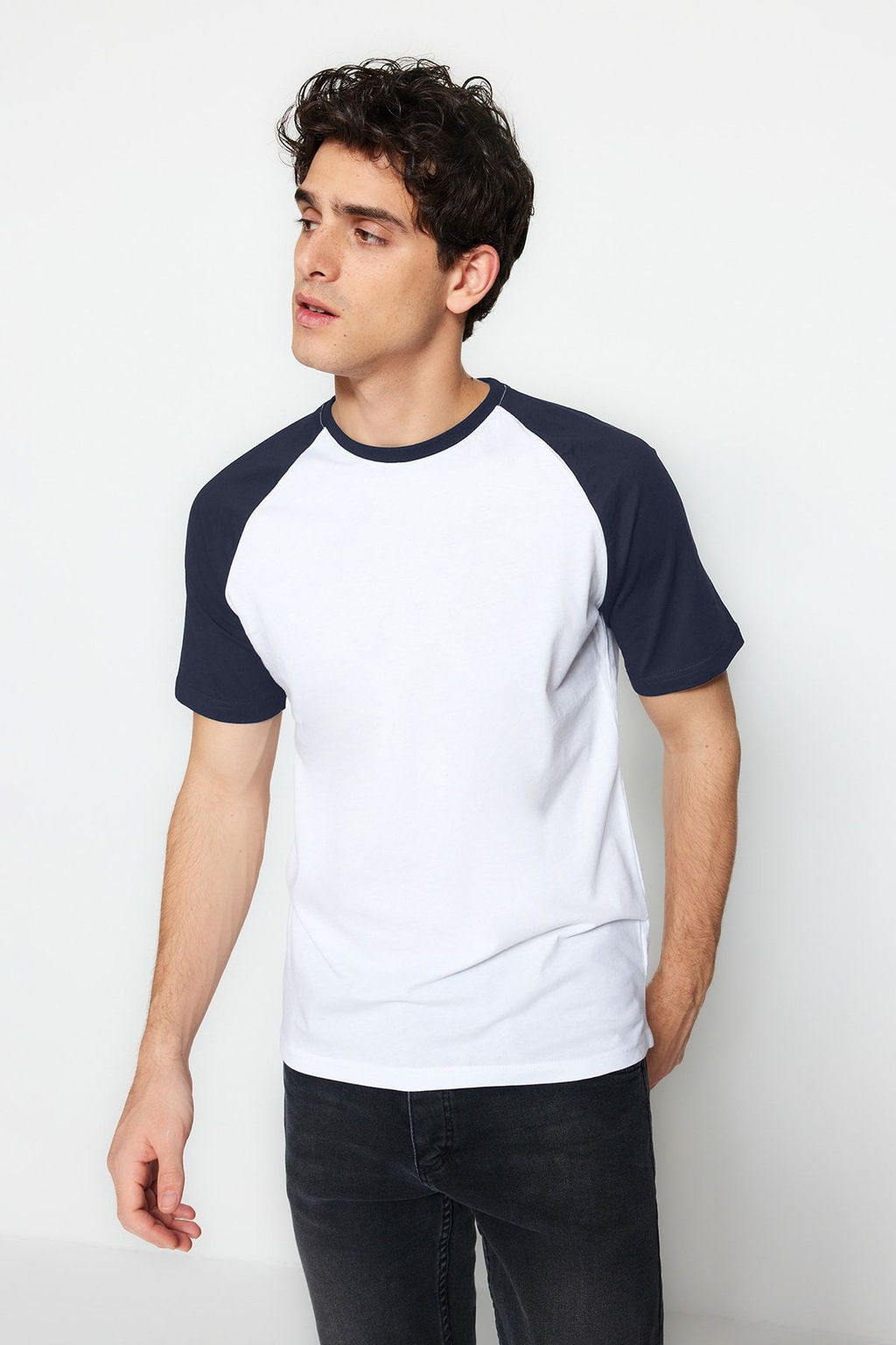 TRENDYOL MAN Koyu Kahverengi Regular Fit K?sa Kollu T-Shirt TMNSS20TS0182 - Trendyolmilla фото 2