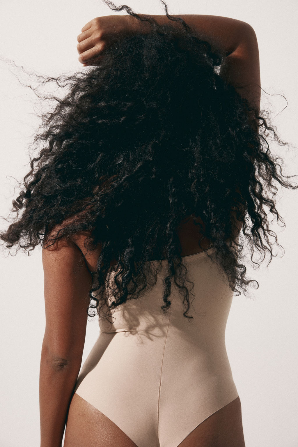Body tanga de microfibra Light Shape - H&m фото 5