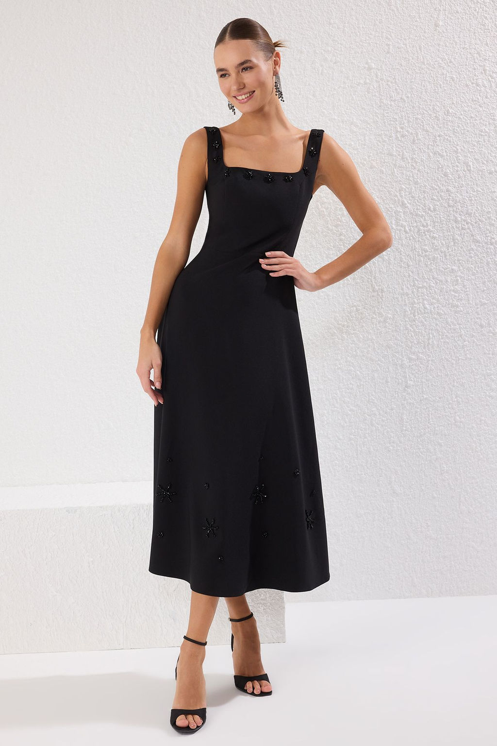 Trendyolmilla Siyah A-Kesim Tas Aksesuar Detayl? Dokuma Midi S?k Abiye Gece Mezuniyet Elbisesi TPRSS25EL00173  фото 2