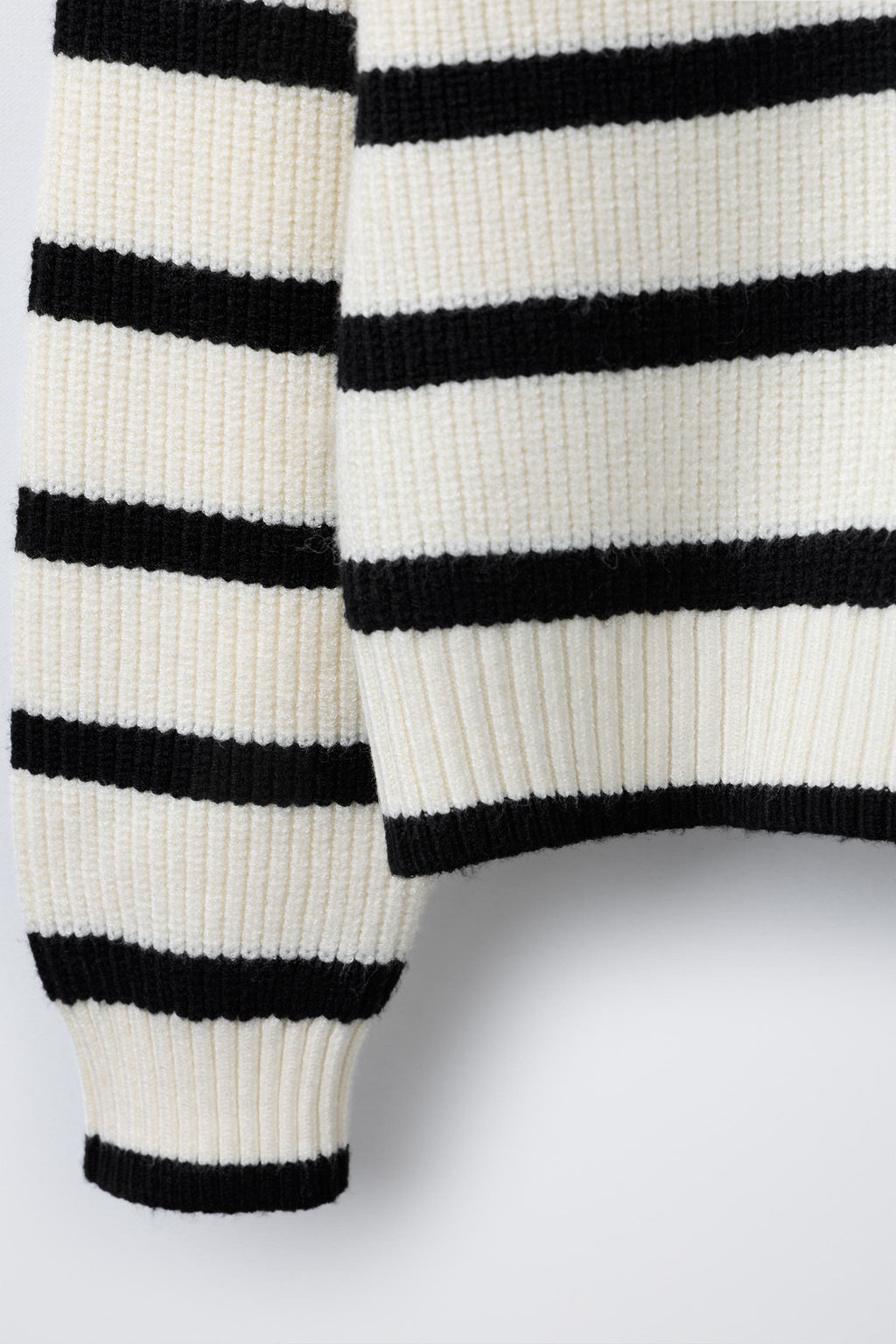 STRIPED KNIT SWEATER - Zara фото 4