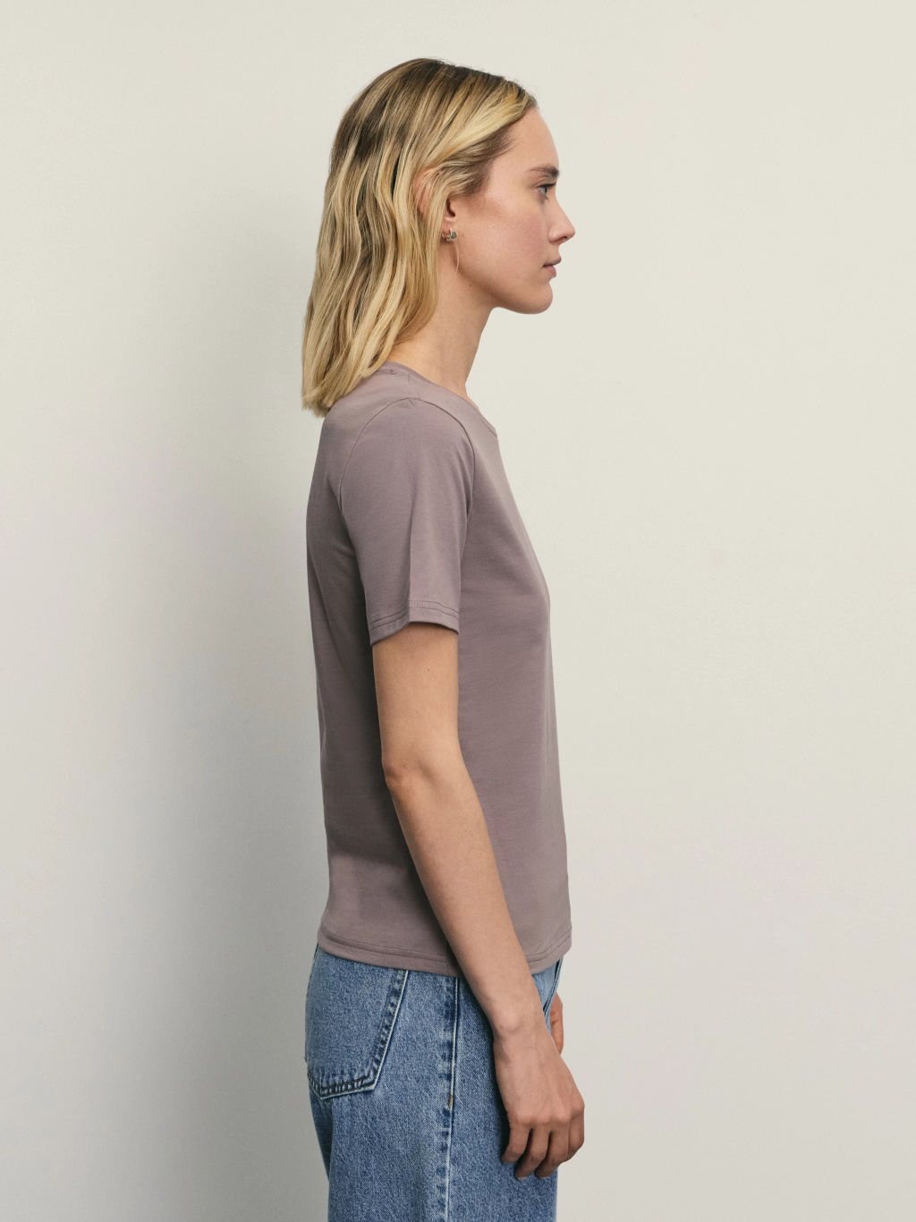 Базовая футболка из эластичного хлопка / Zarina  фото 4