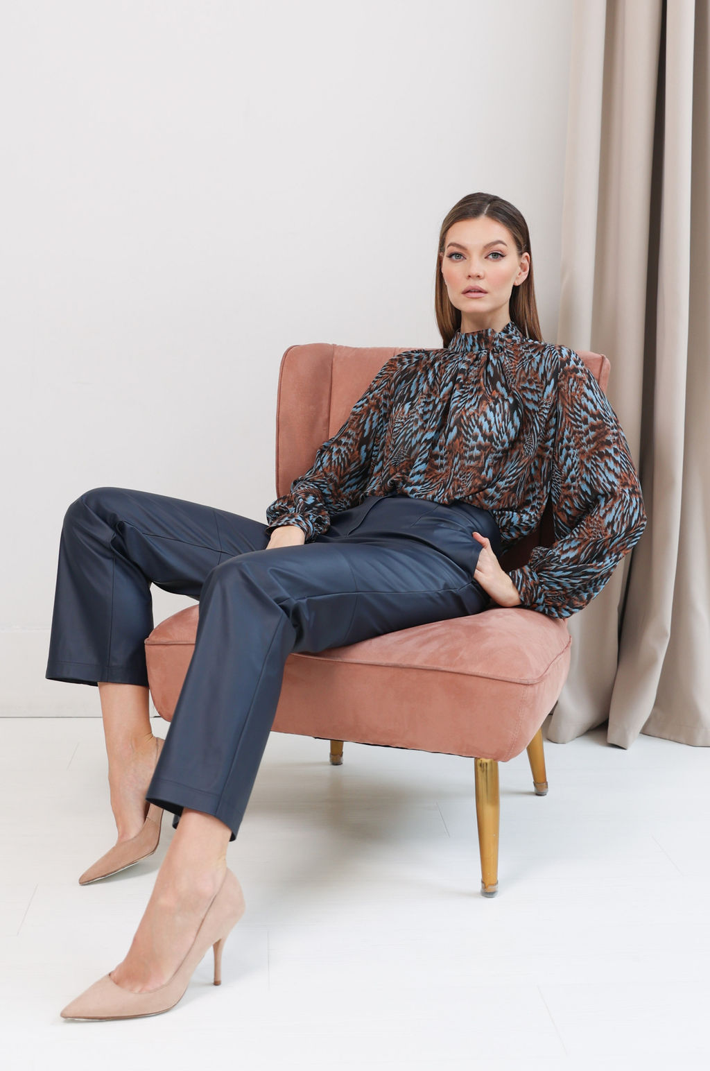 Блузка со сборкой по переду - Looklikecat фото 5