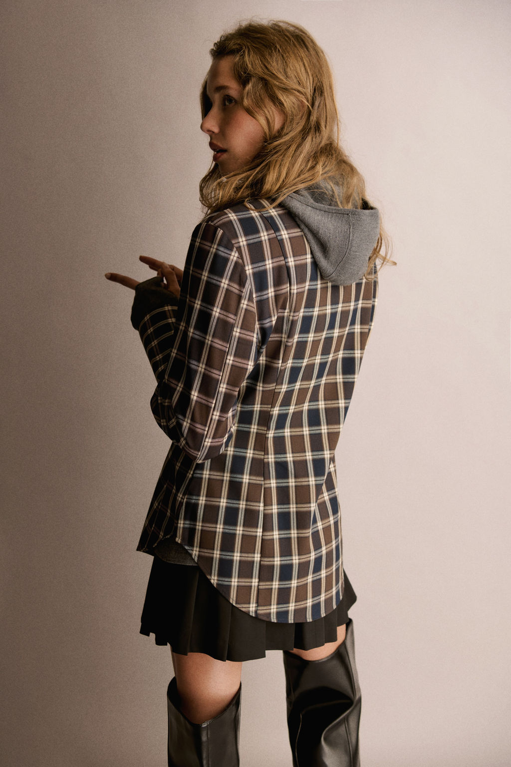 Camisa entallada de sarga - H&m фото 3