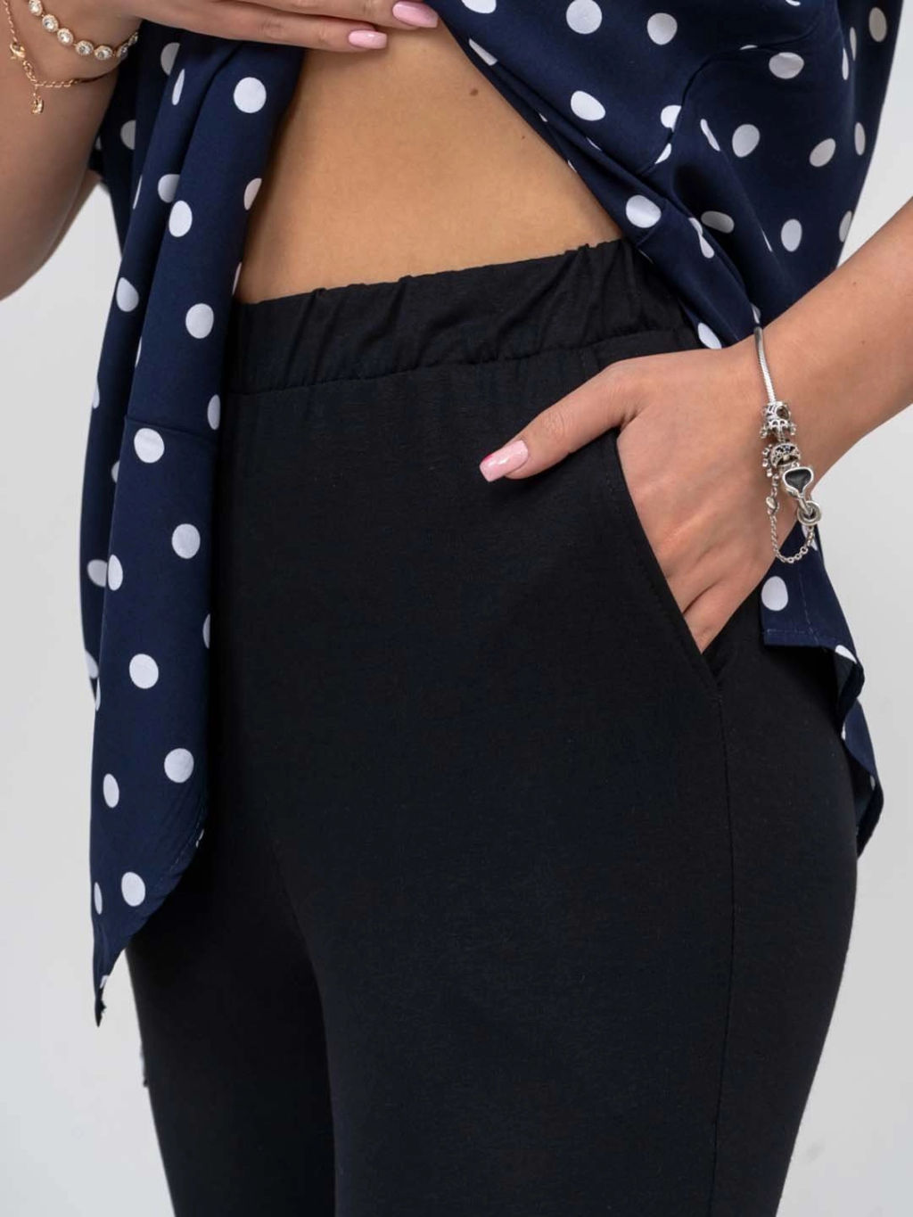 Костюм женский, цвет черный синий