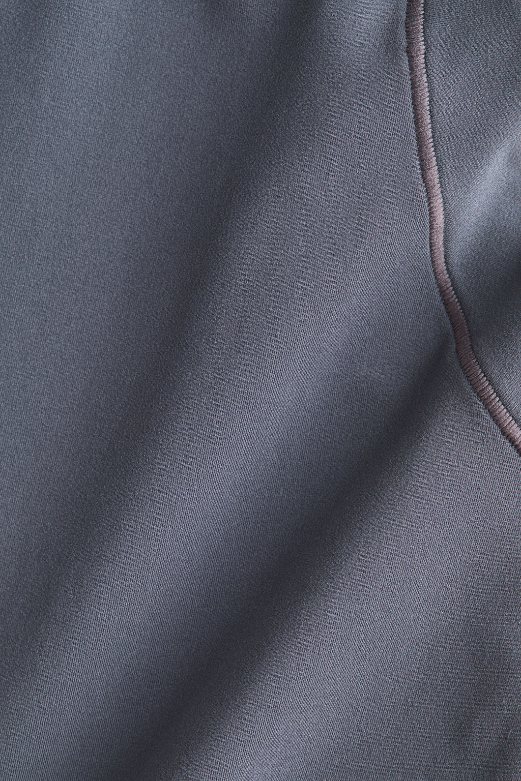 Top de deporte con SoftMove Slim Fit - H&m фото 5