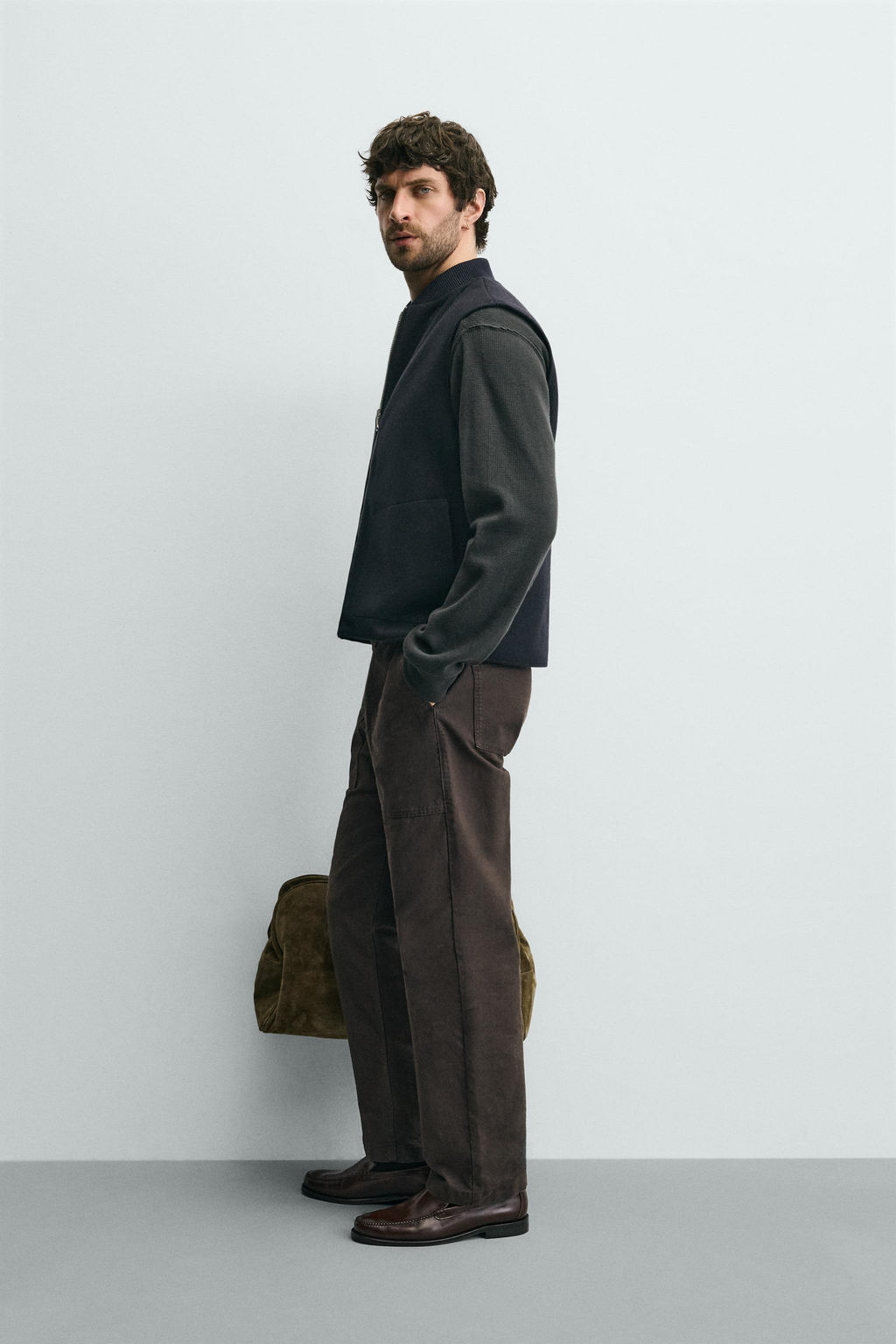 REVERSIBLE TECHNICAL GILET - Zara фото 4