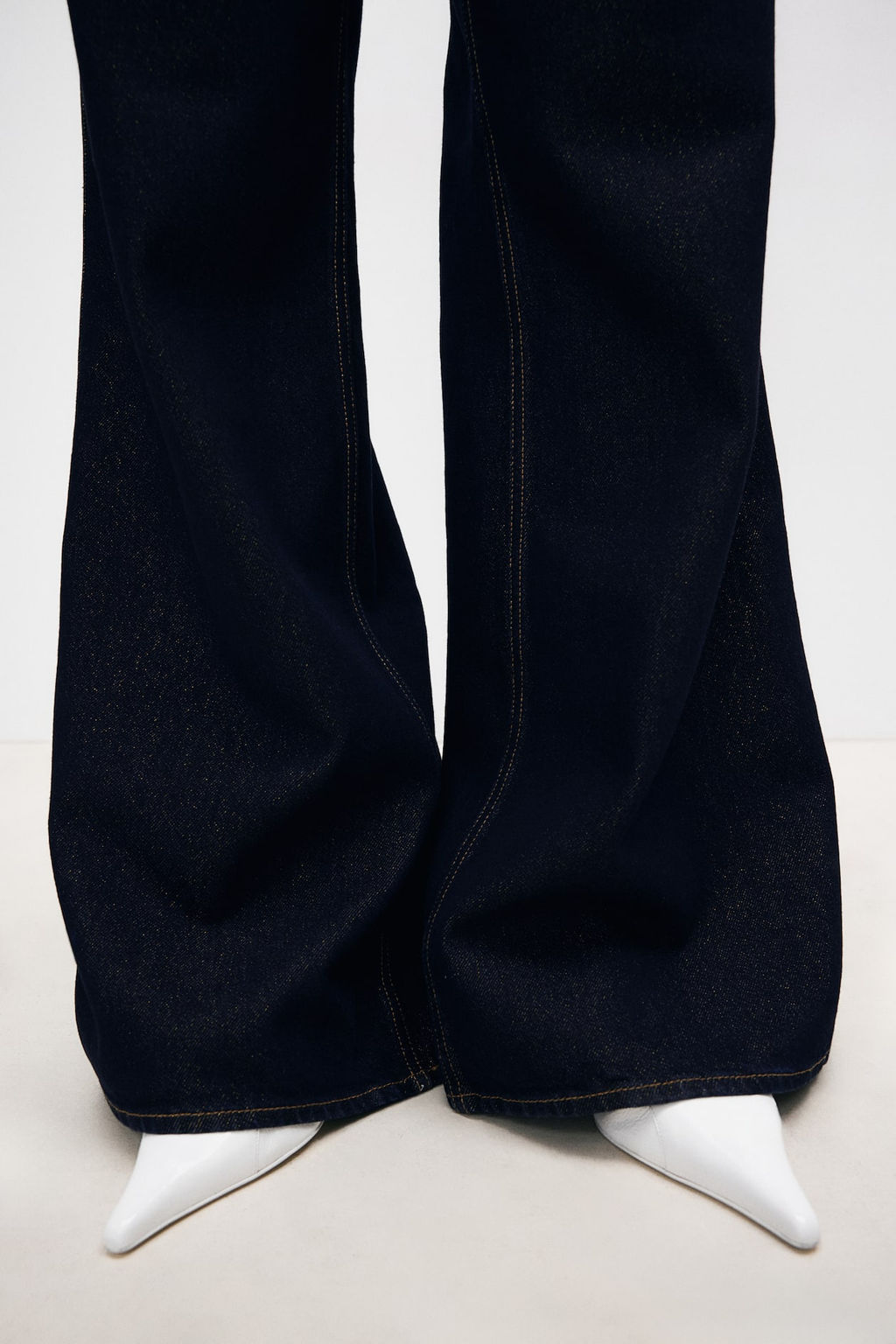 Vaquero de pernera ancha con brillo - H&m фото 2