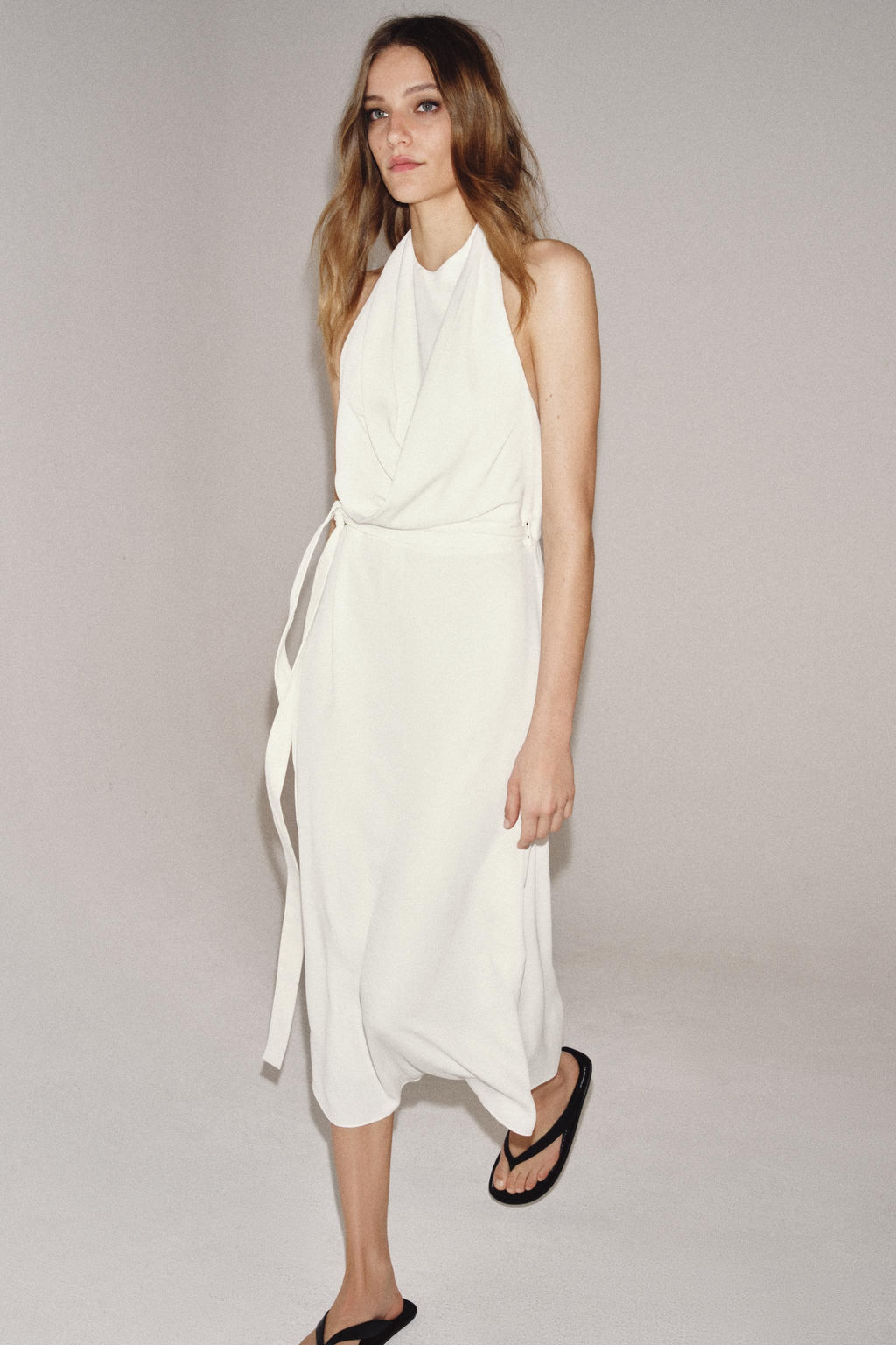 VESTIDO HALTER FLUIDO ZW COLLECTION / Blanco roto - Zara фото 11
