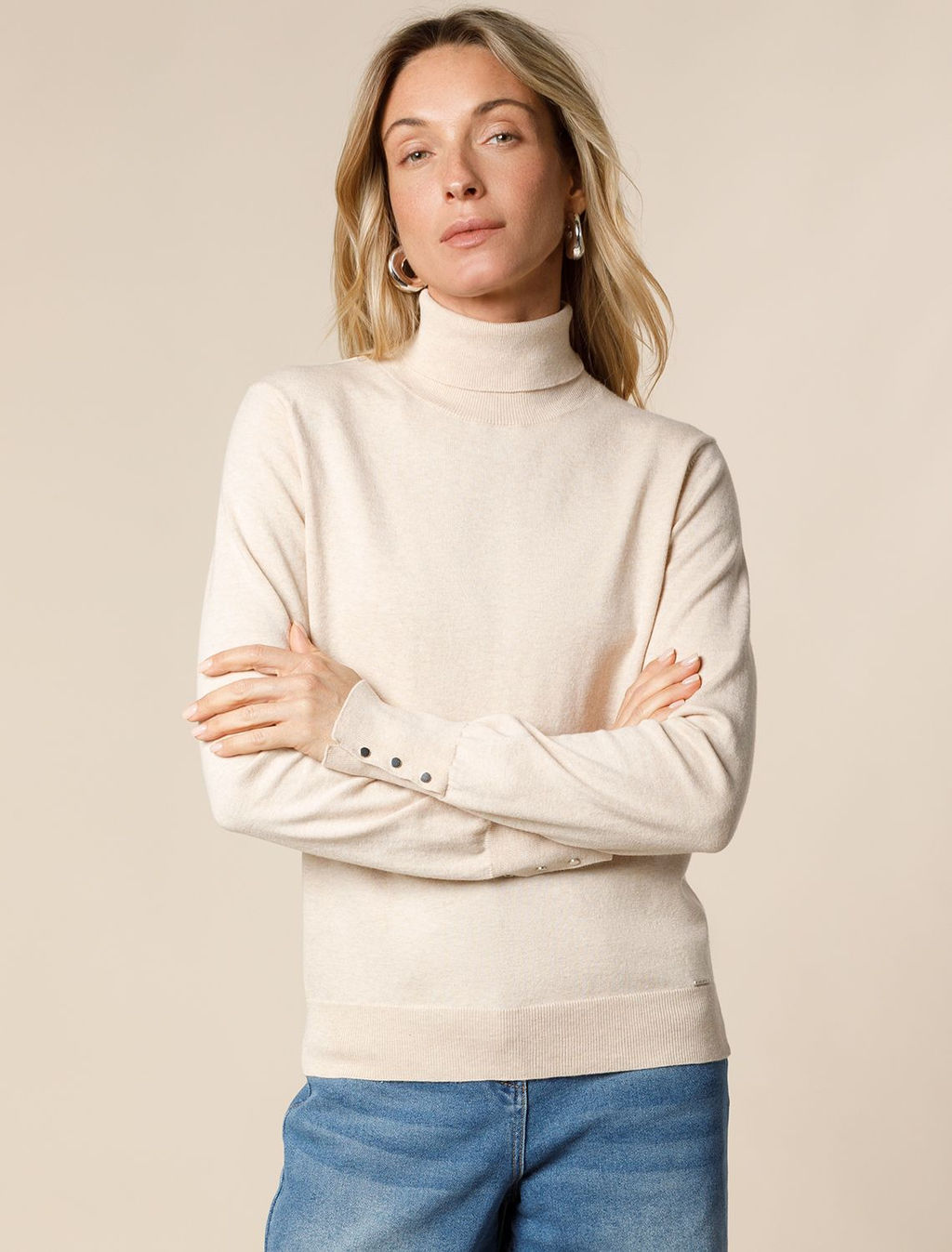 D34.197 Свитер женский бежевый меланж