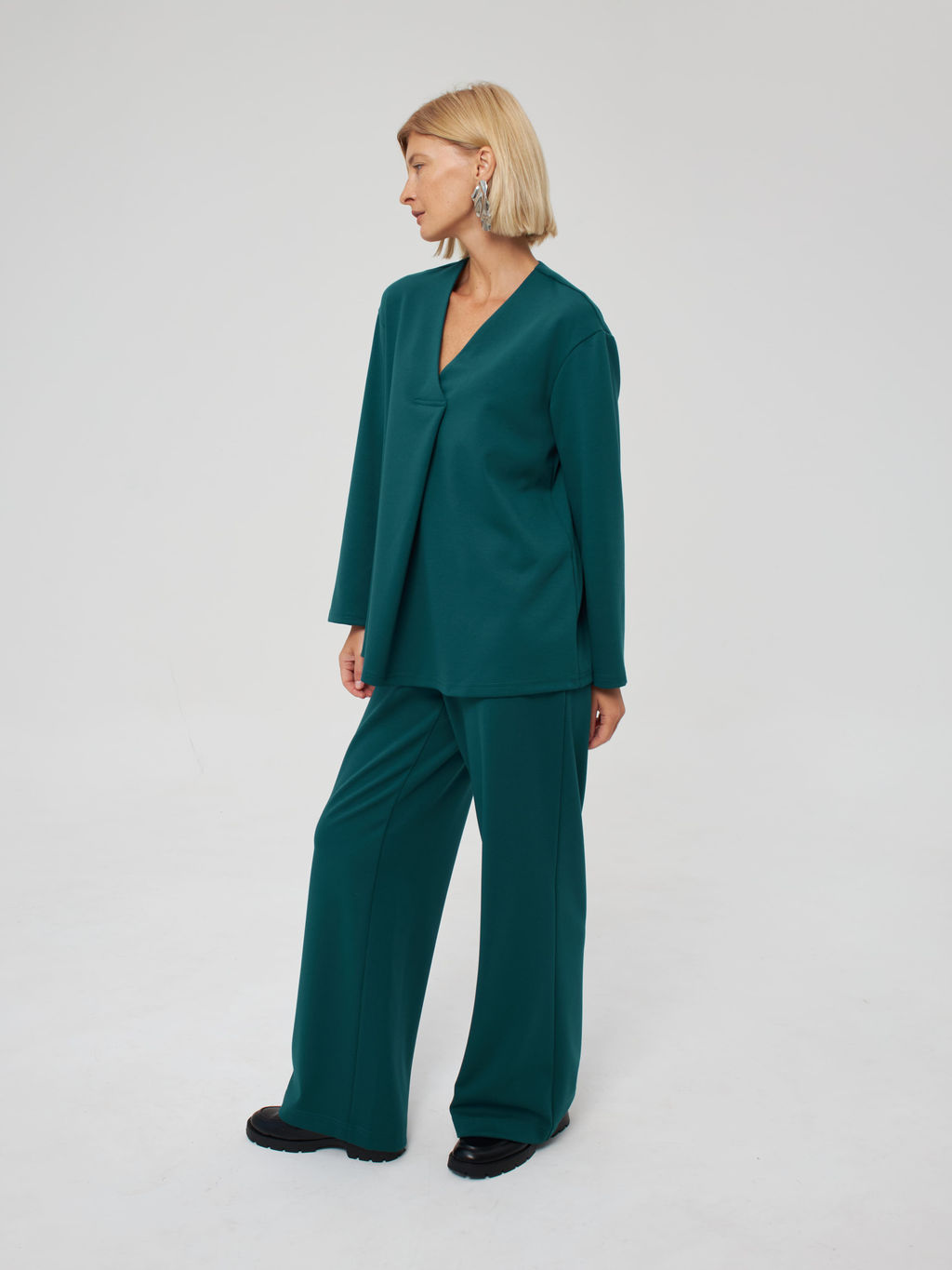 Брюки женские трикотажные KATHARINA KROSS KK-TRK-007-АН-т.бирюзовый  фото 4