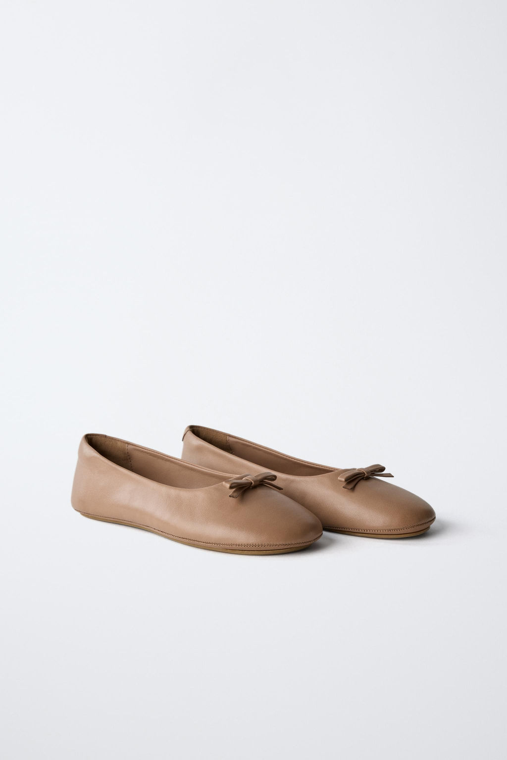 LEATHER BALLERINAS LIMITED EDITION - Zara фото 2