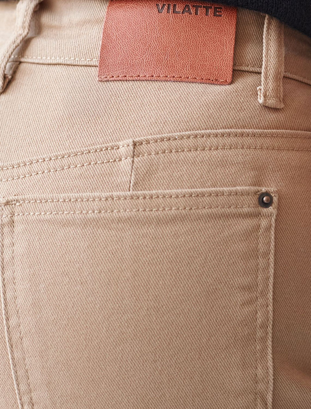 D24.229 Брюки женские светло-кофейный