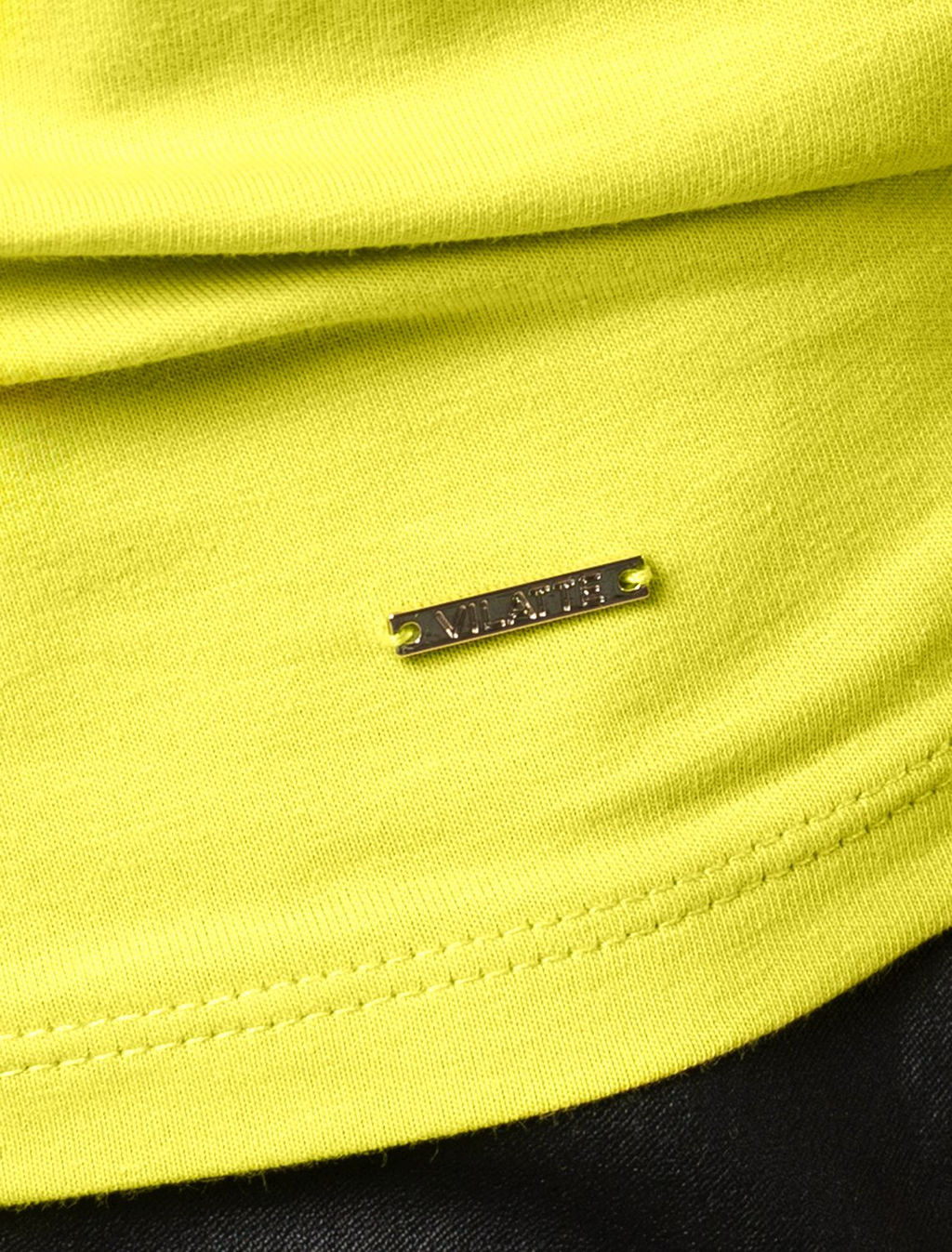 D49.954 Джемпер женский лайм