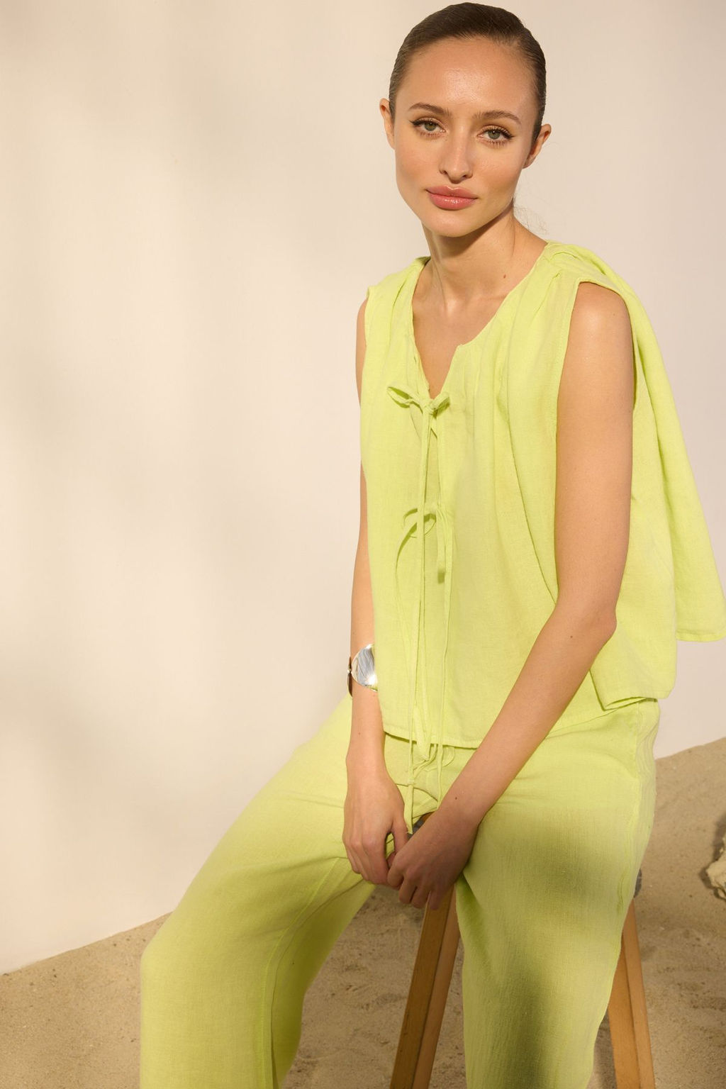 Yesil %100 Keten Baglama Detayl? Bluz TWOSS25BZ00458