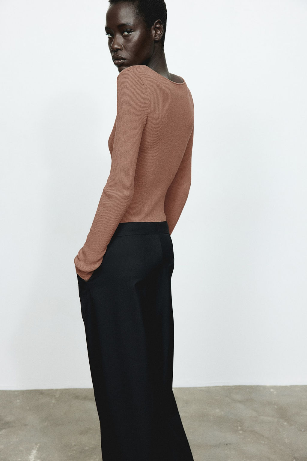 Top en punto de canale con escote corazon - H&m фото 4