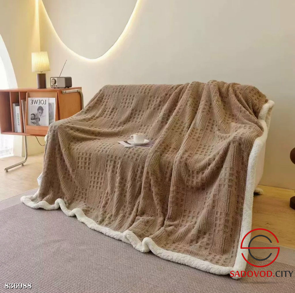 Плед из велсофта в подарочной упаковке