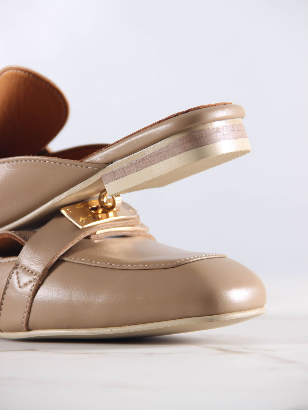 Мюли 1073.тунит205be.Круассан майами