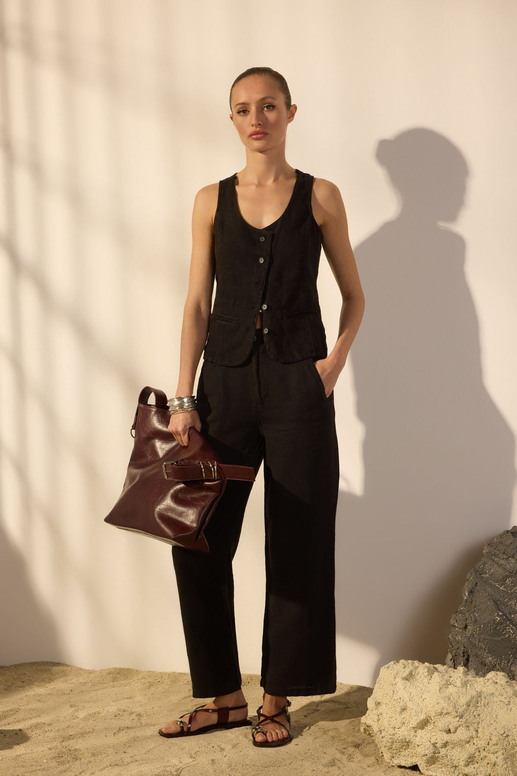 Siyah %100 Keten Yuksek Bel Cep Detayl? Straight Pantolon TWOSS25JE00245