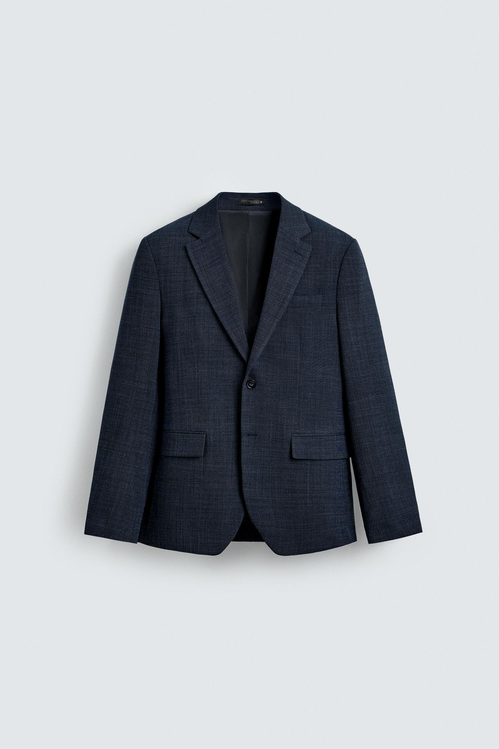 TEXTURED SUIT BLAZER