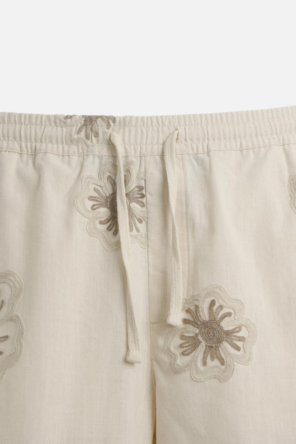 BERMUDA SHORTS WITH FLORAL EMBROIDERY - Zara фото 9
