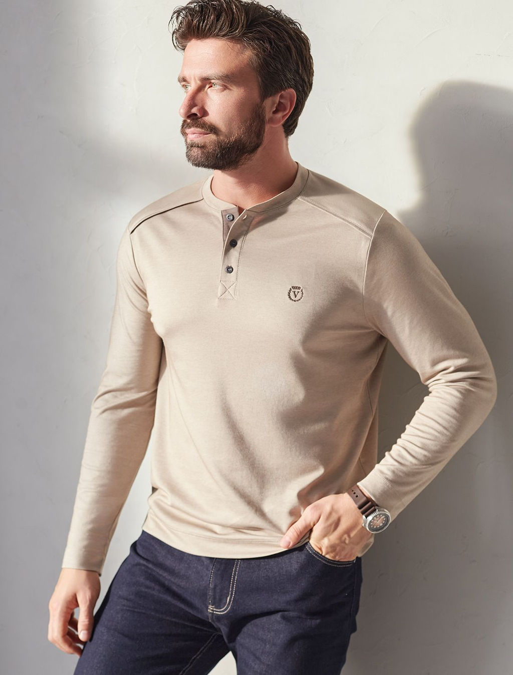 Джемпер хенли из полотна пике с меланжевым плетением с эластаном - Vilatte фото 2