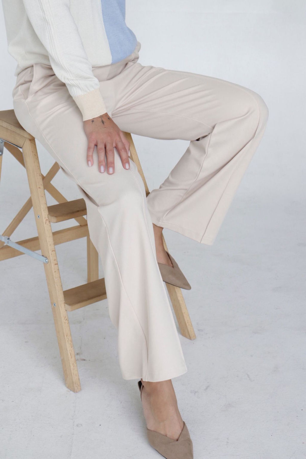 10434 Брюки базовые айвори - Martichelli фото 11