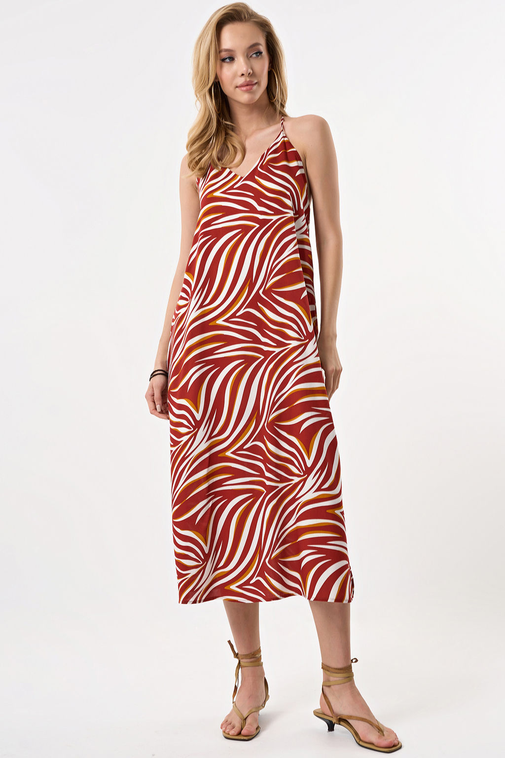 Сарафан на бретелях с открытой спиной из вискозы animal терракотовый