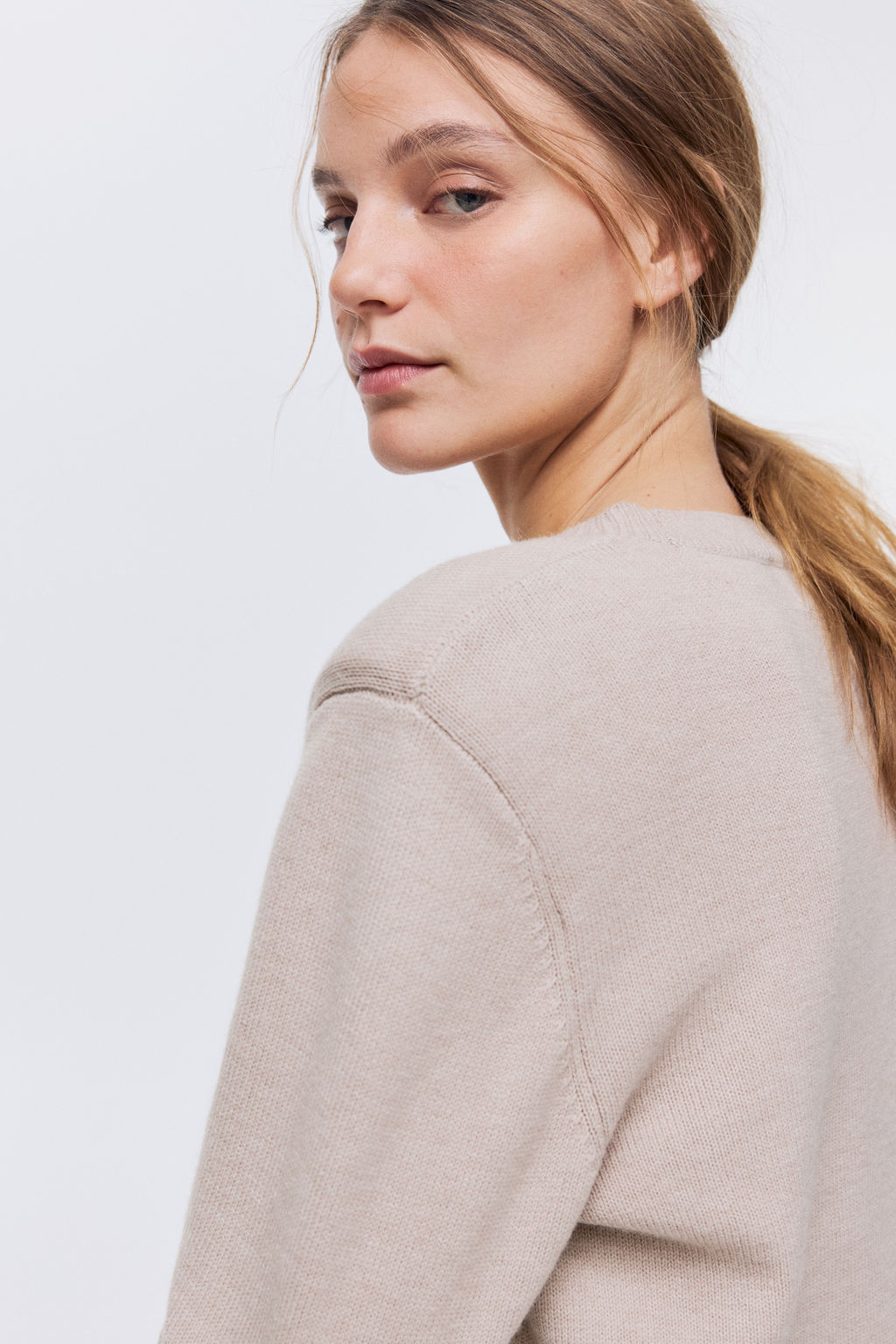 Jersey con hombreras - H&m фото 6