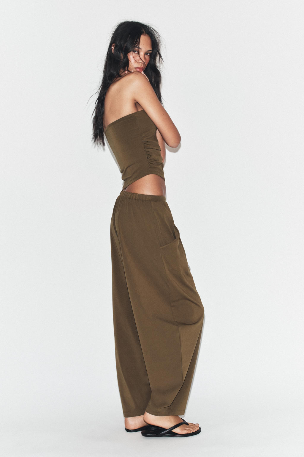 PANTAL?N TEXTURA BOLSILLOS / Khaki - Zara фото 10