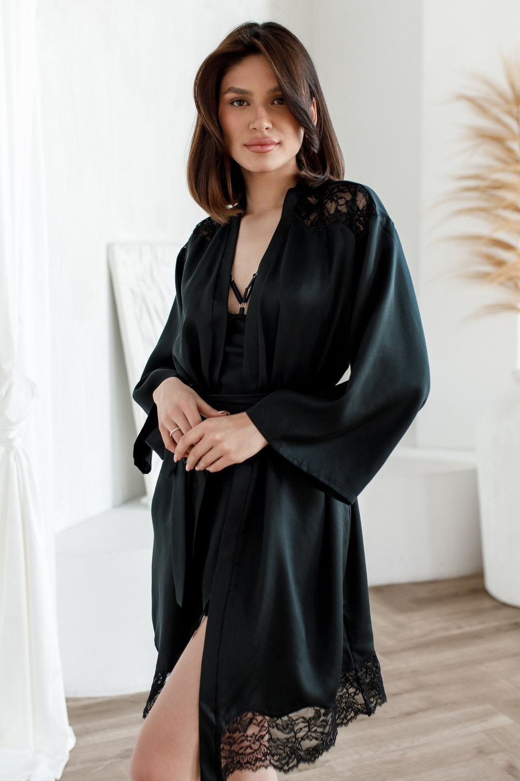 D0142 ЧЕРНЫЙ ХАЛАТ