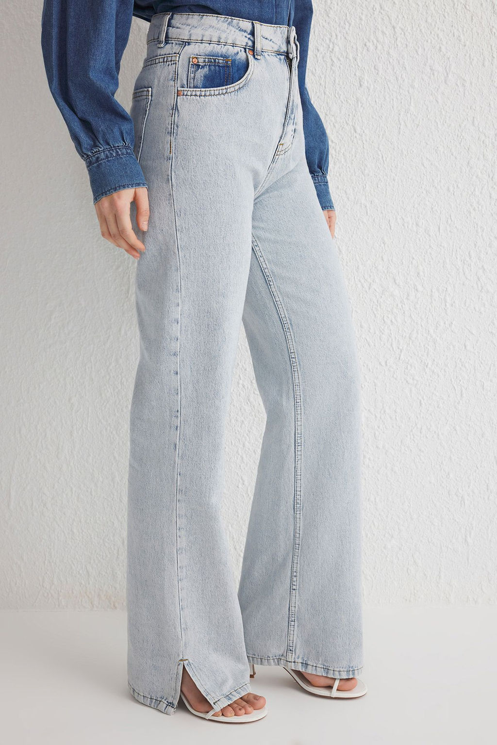 Ac?k Mavi Pacas? Y?rtmacl? Yuksek Bel Wide Leg Jeans TWOSS25JE00057 - Trendyolmilla фото 3