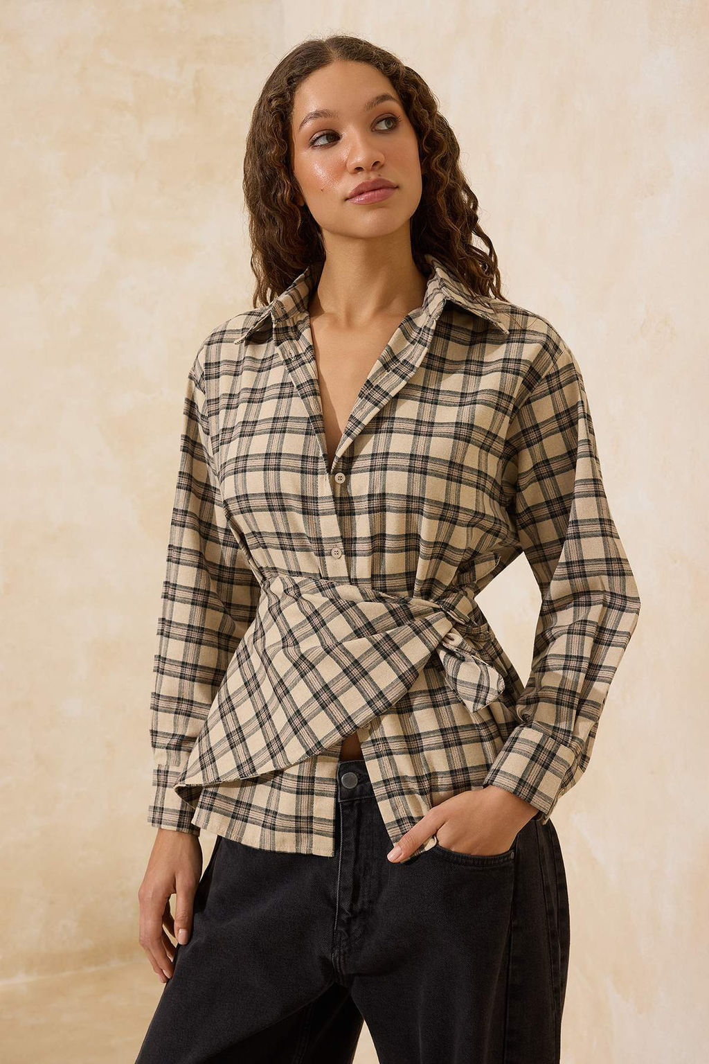 Kahverengi Ekose C?kar?labilir Sal Detayl? Gomlek TWOAW26GO00155 - Trendyolmilla фото 7