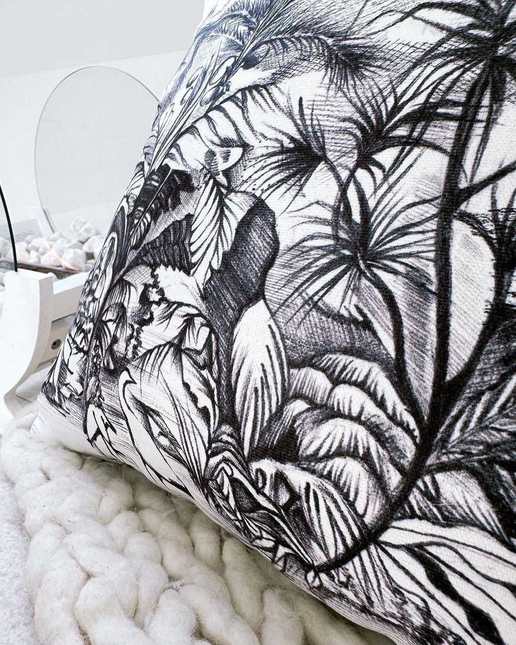 Декоративная наволочка P012