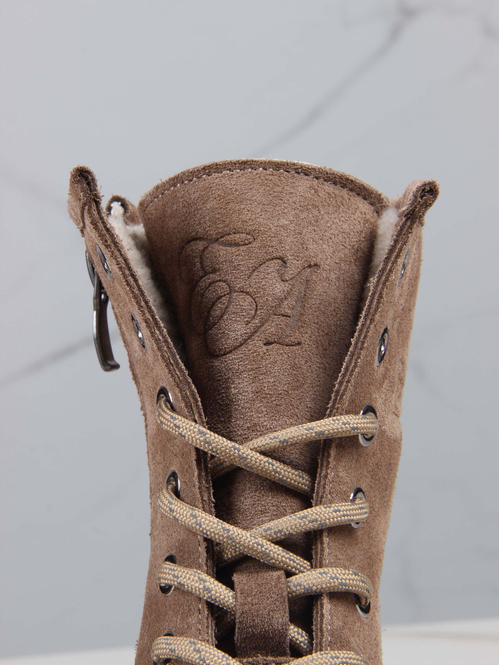 Ботинки 329.21153bе. серо коричневый замша/Байка