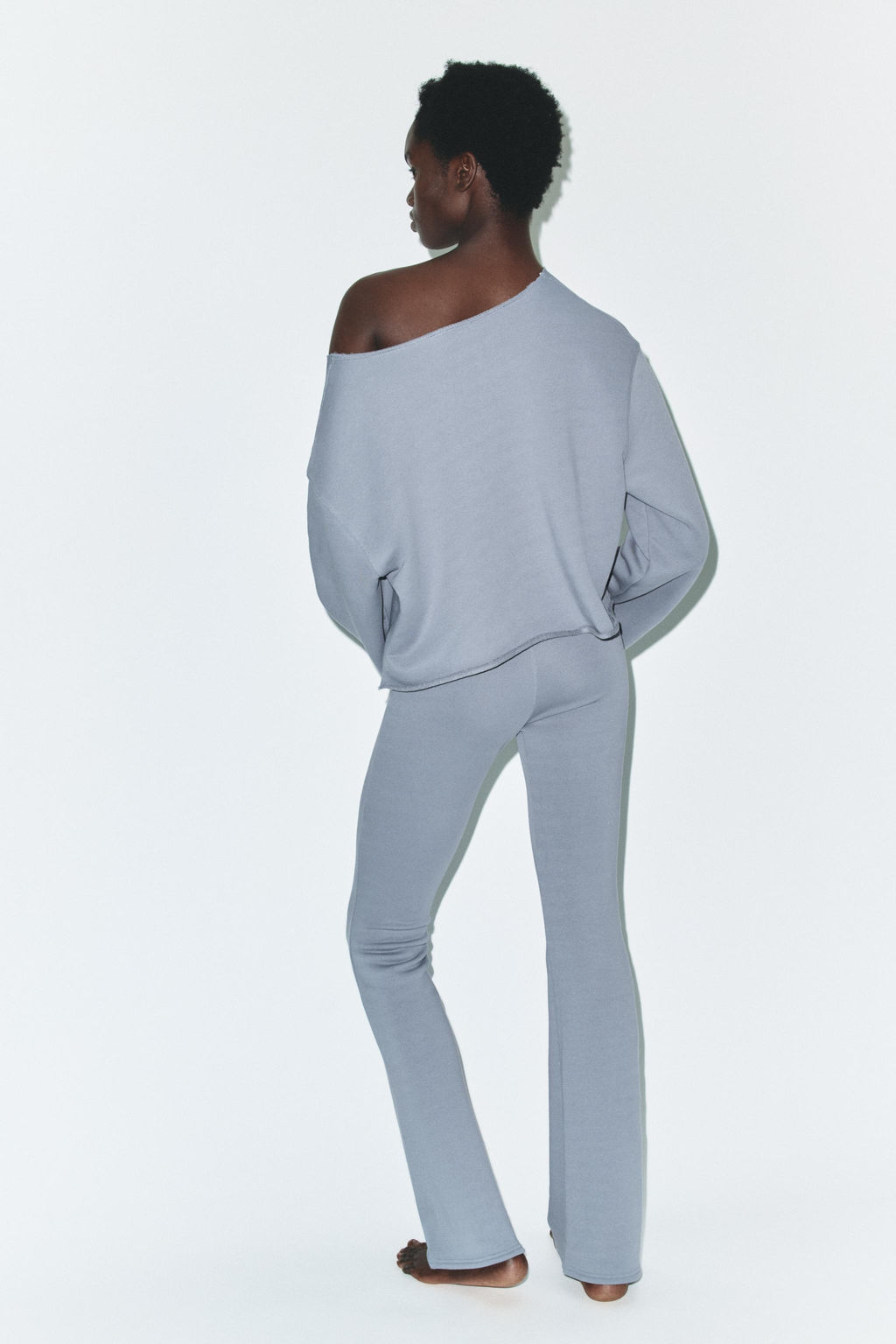 WASHED-EFFECT FLARE TROUSERS - Zara фото 3