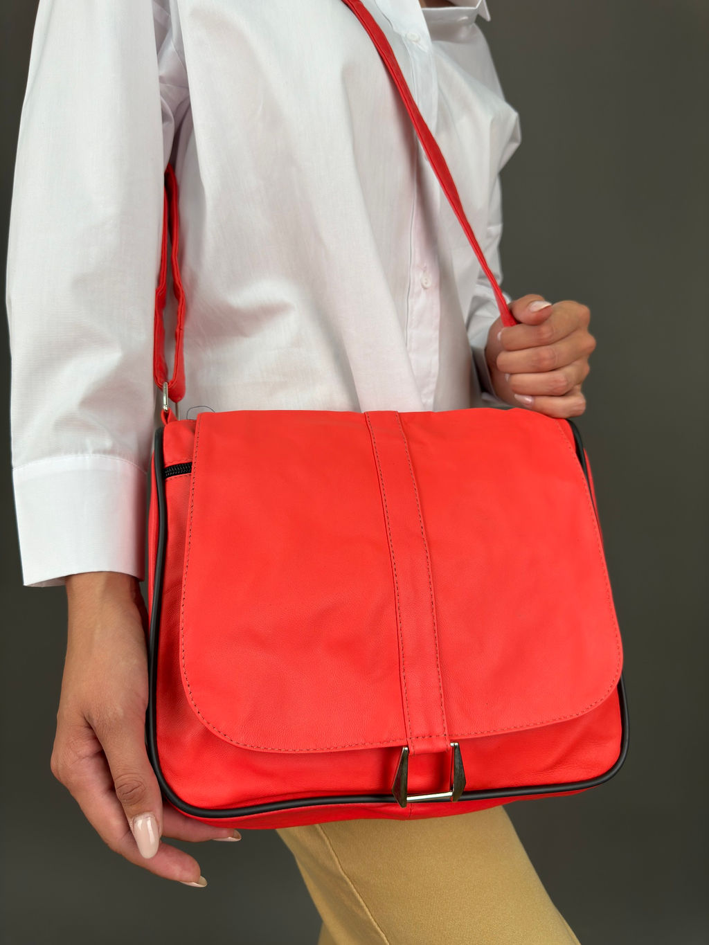 Сумка женская из телячьей кожи